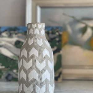 Ceramic vase